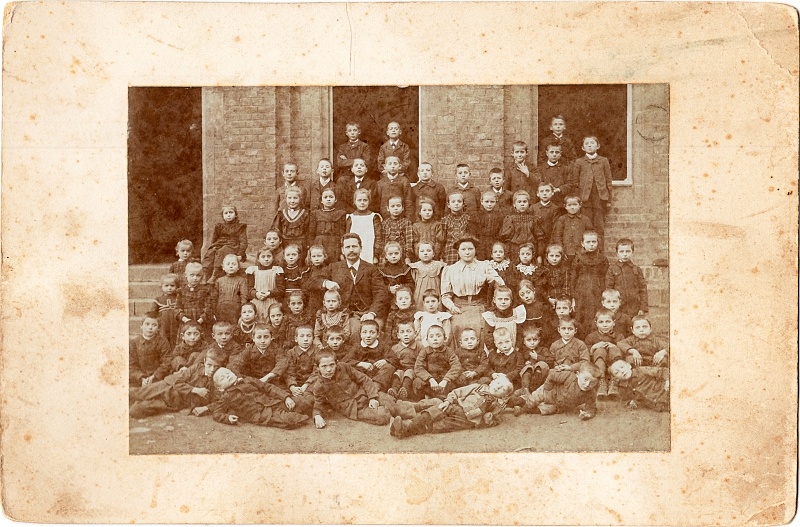 Heinrich Oehlmann, Klassenfoto kath. Volksschule Bodendorf 1907