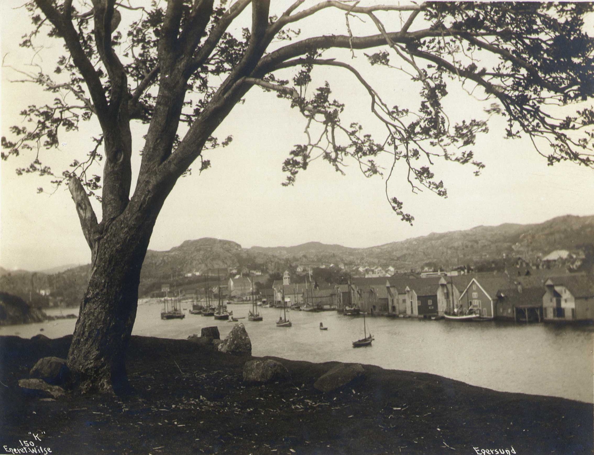 Anders Beer Wilse, Utsikt mot Lindøya, Egersund, Eigersund, Rogaland. Fotografert 1912.