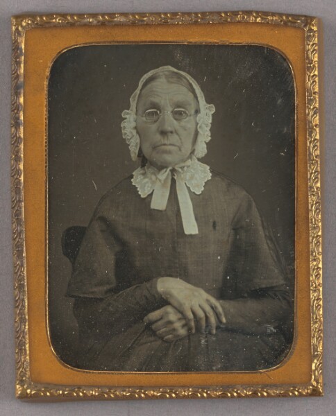 Unknown, [Portrait of an unidentified elderly woman wearing wire-rimmed glasses]