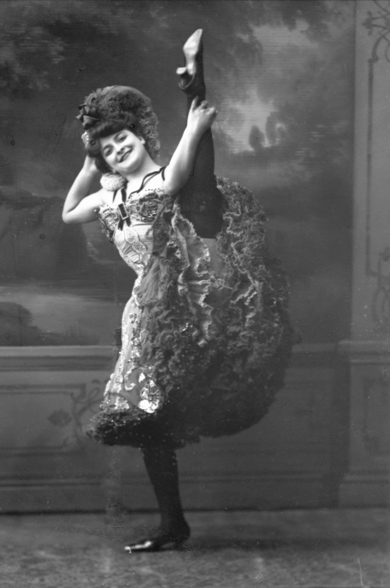 Gustav Borgen, Portrett, danserinne. Mademoiselle Ydette-Jolie. 25.5.1906