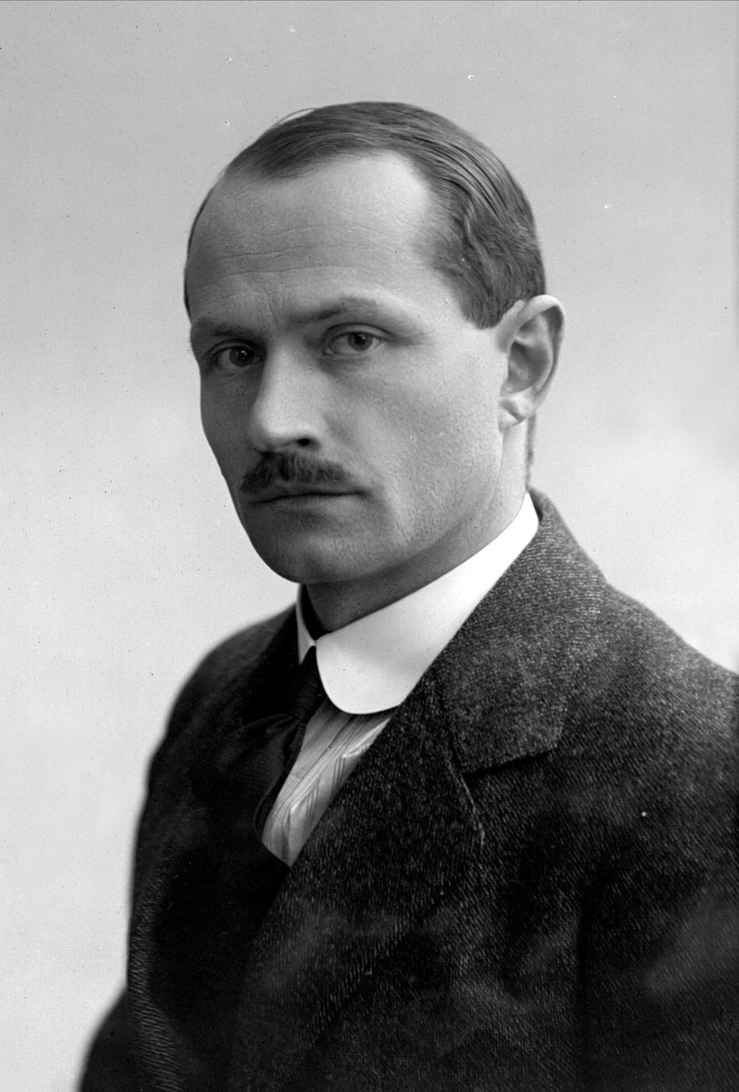 Gustav Borgen, NFB.00803