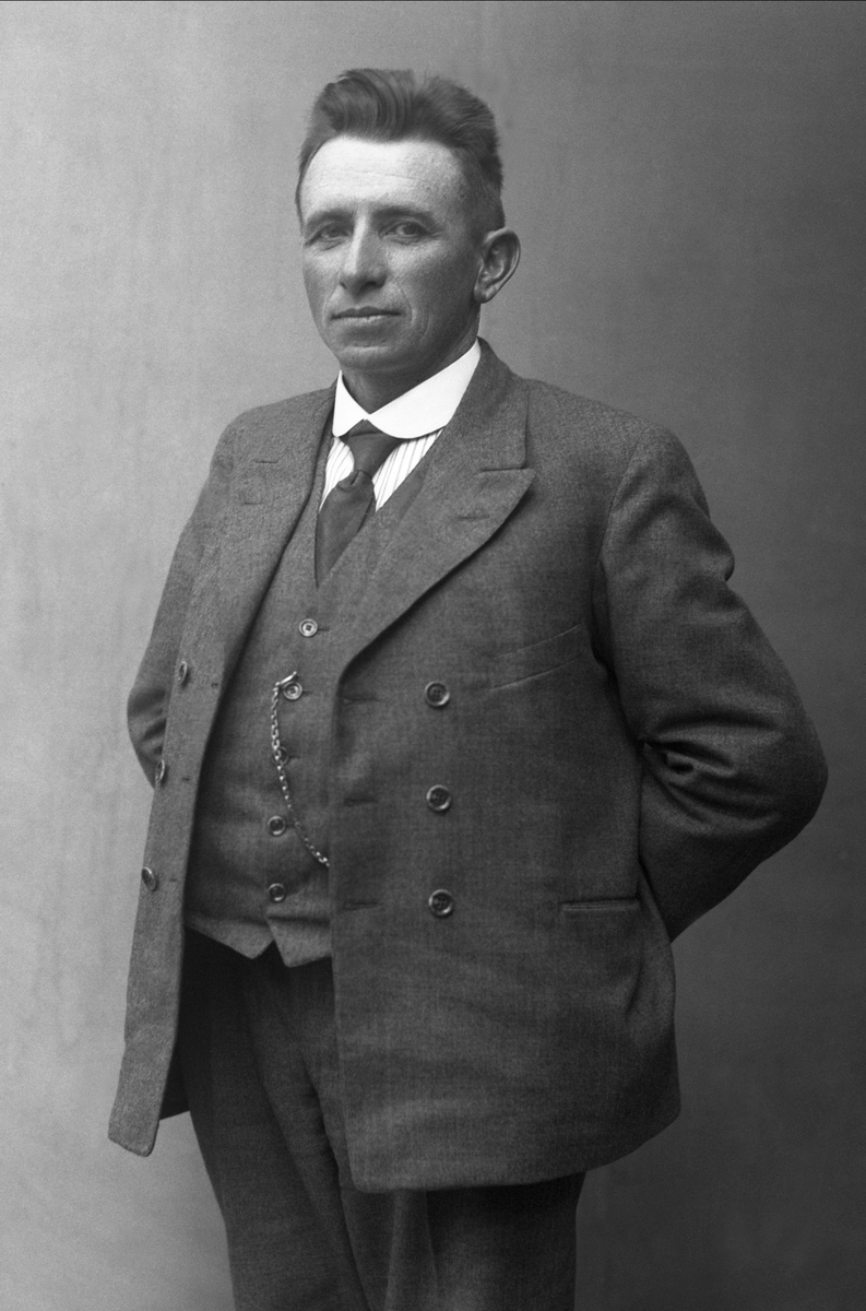Gustav Borgen, NFB.56120