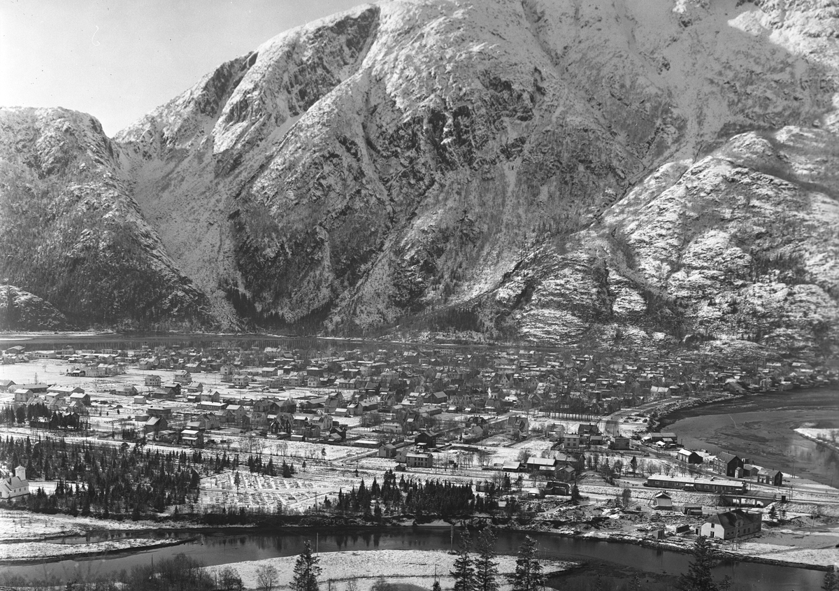 Anders Beer Wilse, Prot: Mosjøen oversikt nedre del sne