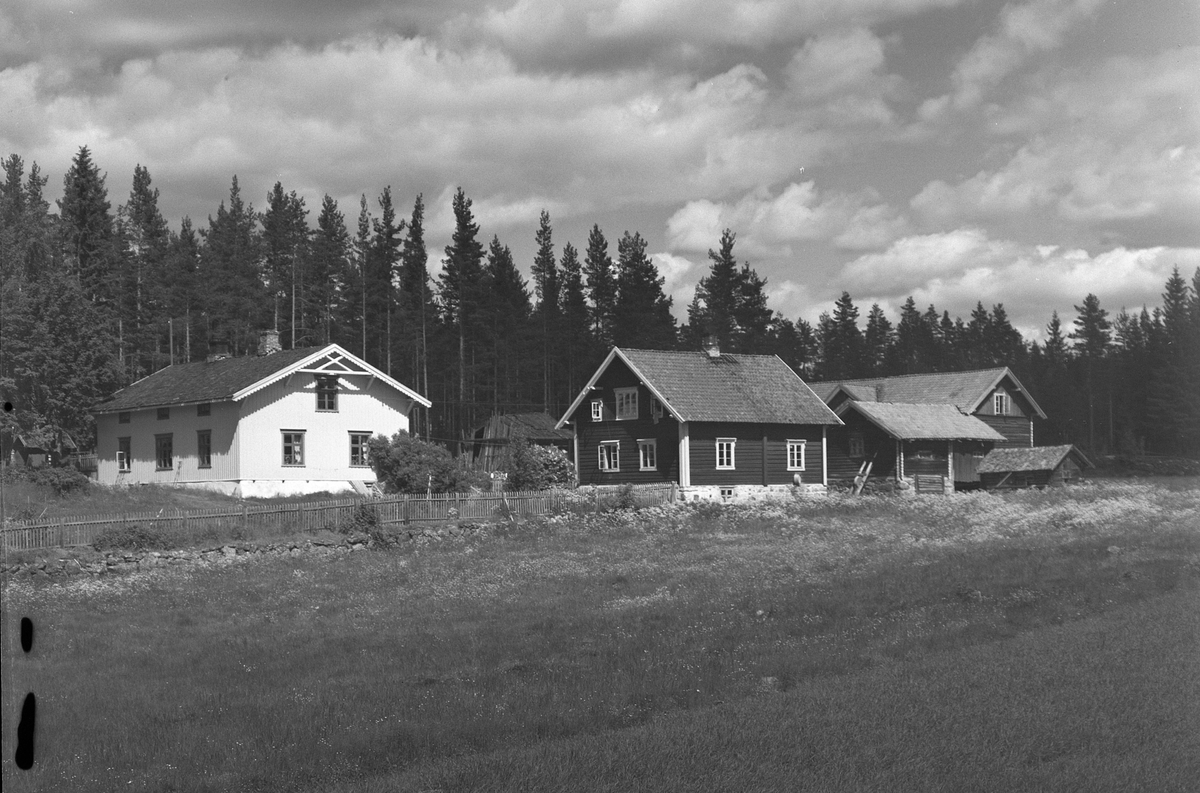 Anno Domkirkeodden, EKSTR: GARDSTUN, SAGEN, LØTEN. Se Løtenboka, bind 3. Bygdeboka fra 1955, side 655