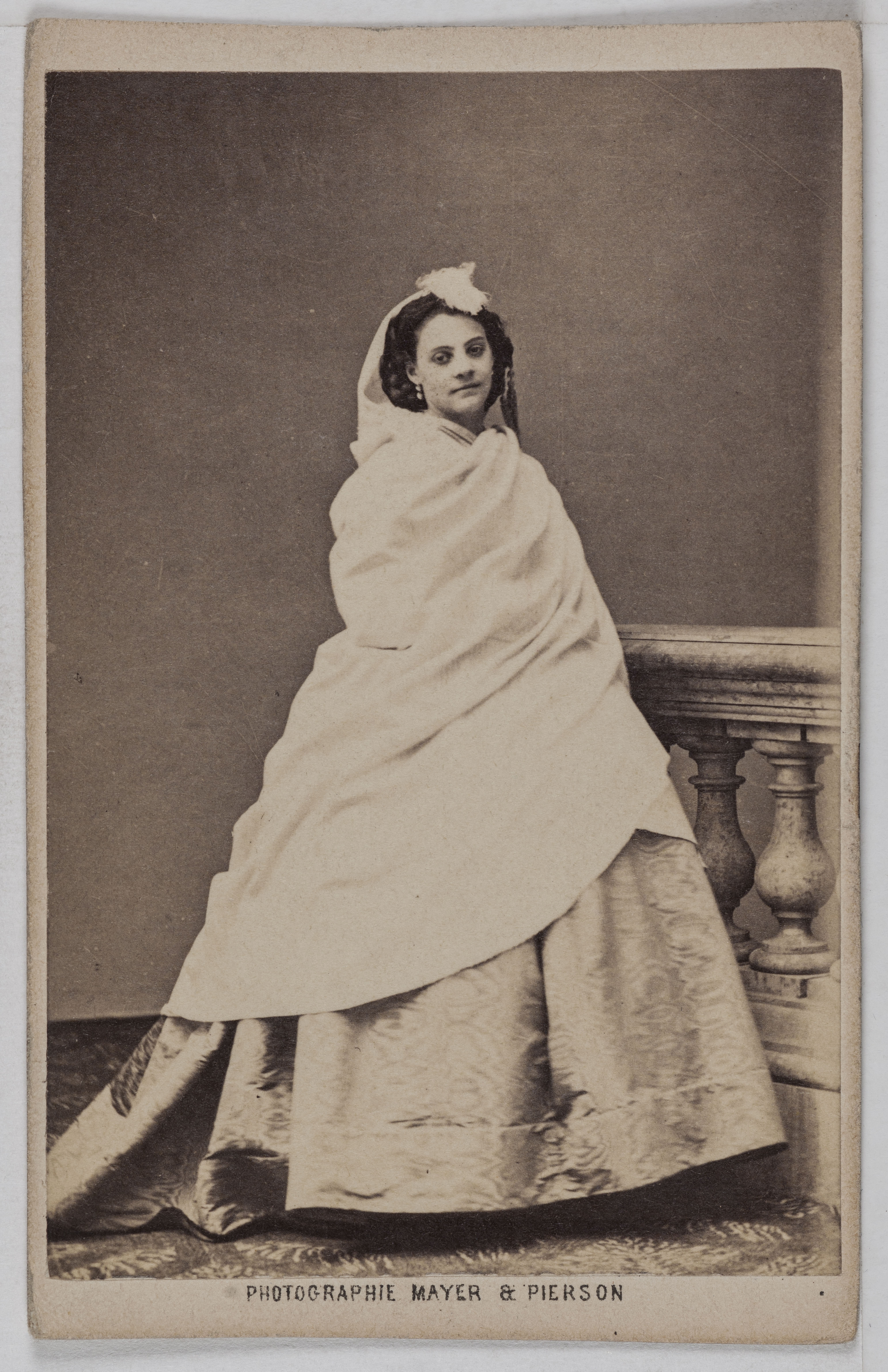 Mayer Frères et Pierson, Portrait de Maria, (actrice)