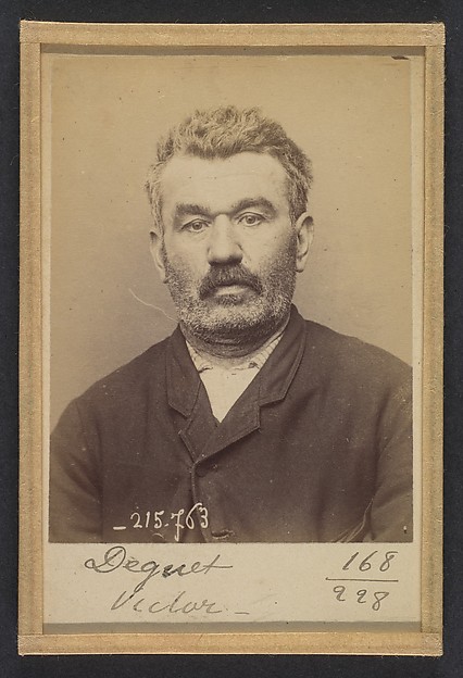 Alphonse Bertillon, Deguet. Victor, Adonis. 50 ans, né le 27/2/44 à Vuenpont (Aisne). Armurier. Anarchiste. 16/3/94.
