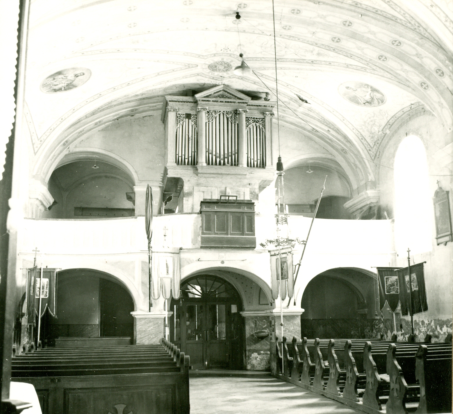 Nino Vranić, Popovac (Beli Manastir) - Župna crkva Sv. Josipa - Smještaj u prostoru