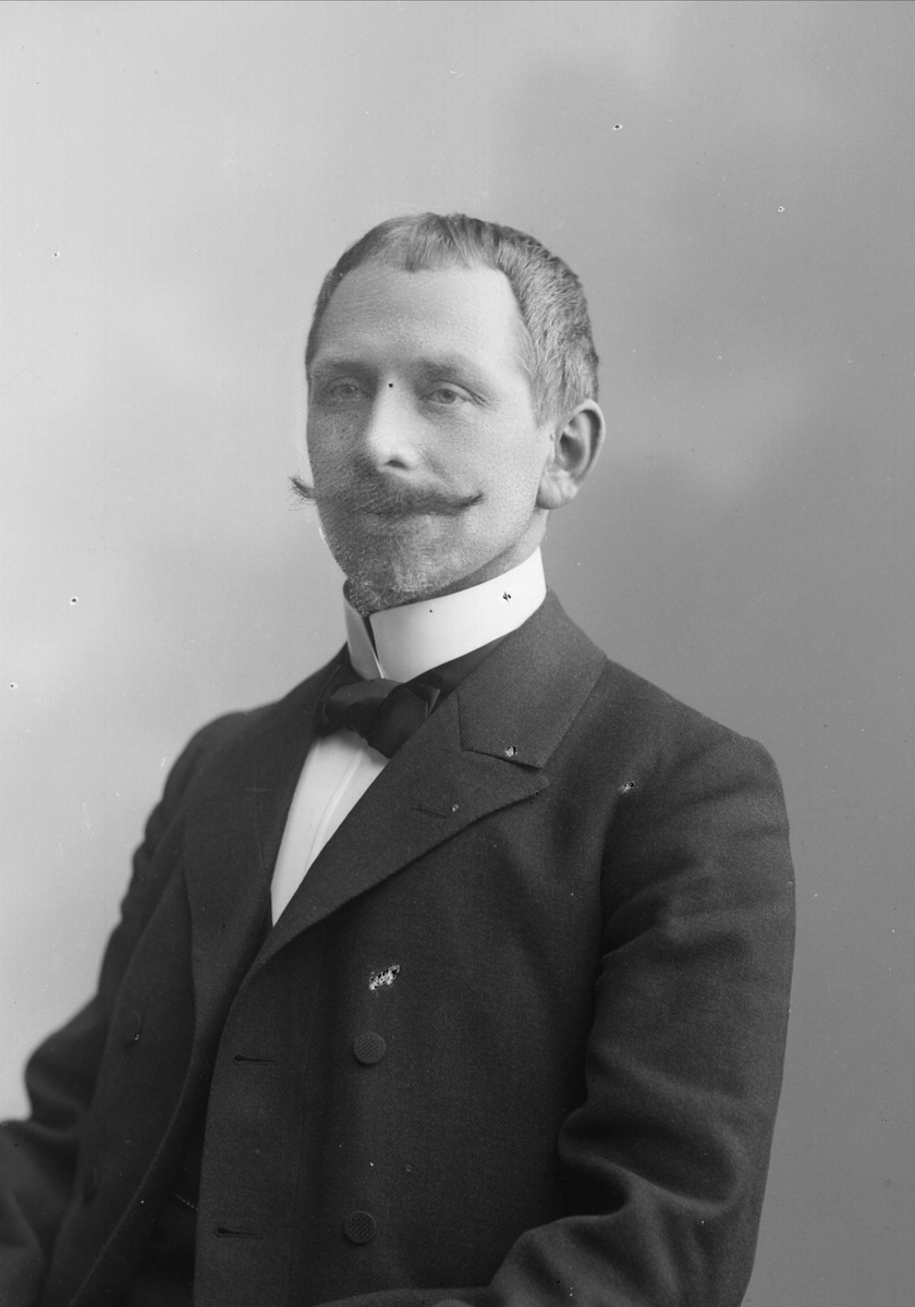Gustav Borgen, NFB.25268