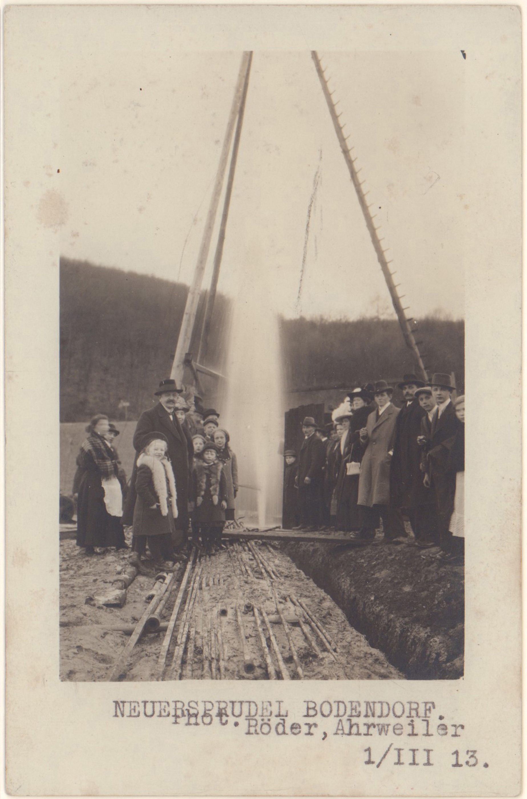 Fotoatelier Photo Röder, Ansichtskarte "Neuer Sprudel Bodendorf"