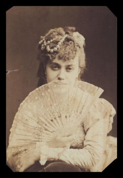 London Stereoscopic and Photographic Company, Guy Little Theatrical Photograph