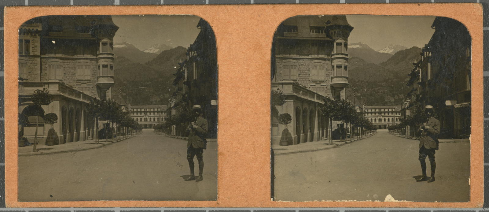Desconegut, [Paisatge urbà]