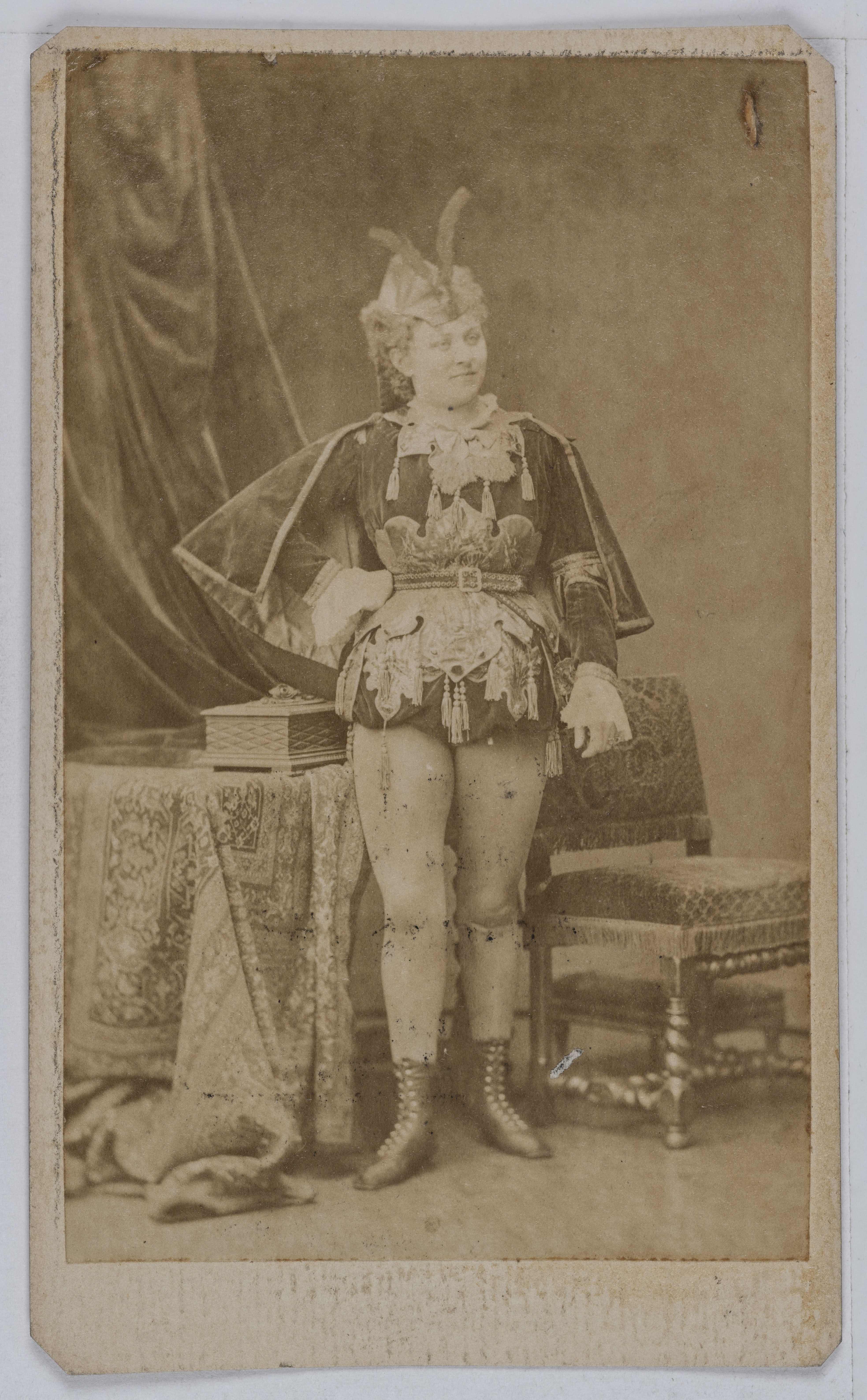 Anonyme, Portrait de Madame Danel Rizza (-1904), actrice de théâtre.