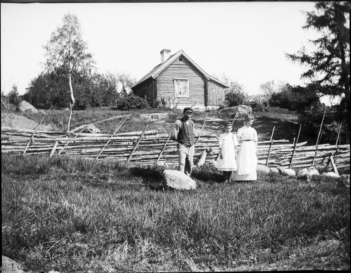 Okänd,, Family at Uppland