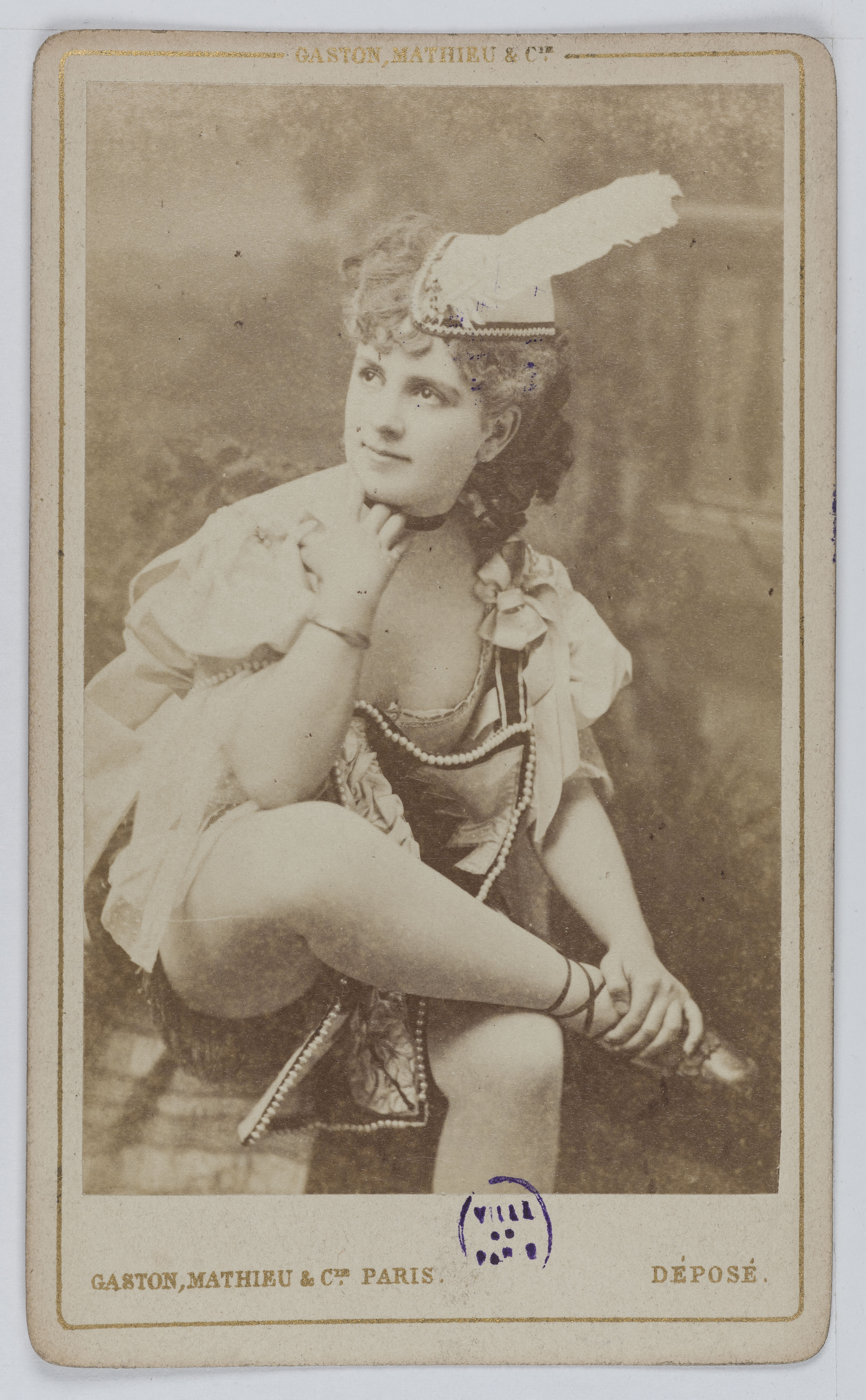 Mathieu & Cie Gaston, Portrait de Blanche Marie Eugénie Querette, actrice de théâtre entre 1868 et 1880.
