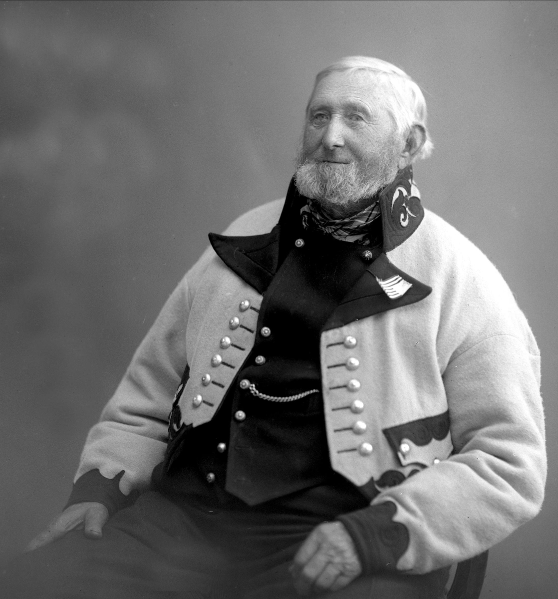 Gustav Borgen, Portrett, Ola Halvorsen i telemarksdrakt.