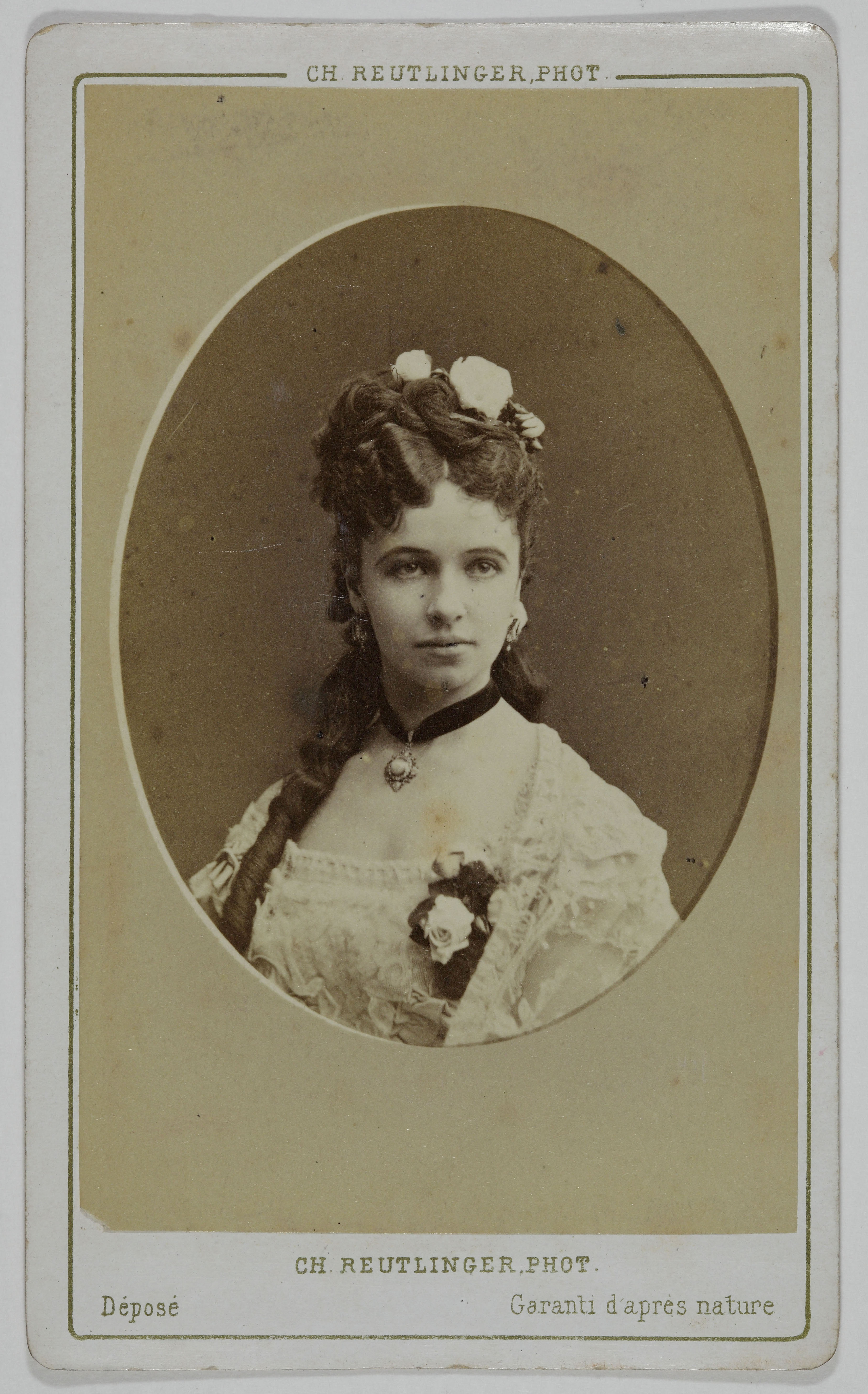 Charles Reutlinger, Portrait d’Albani, Emma, (Marie-Louise Cécile Emma Lajeunesse), (1847-1930), (cantatrice canadienne)