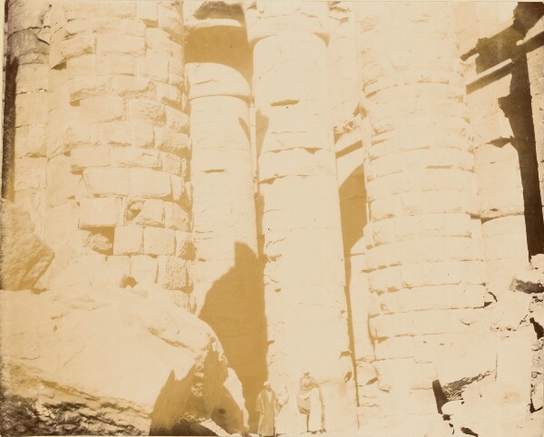 Unknown, [Men in front of ruins]