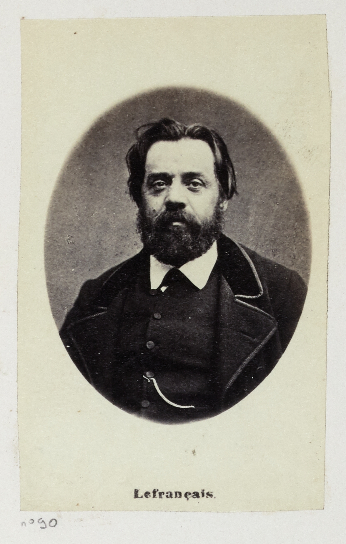 Etienne Carjat, Lefrançois Adolphe Gustave, dit Gustave Lefrançais (1826-1901). Instituteur, il crée en 1849 avec Pauline Roland (1805-1852), l'Association des Instituteurs Socialistes. Membre de la Commune, il siège à la Commission duTravail et de la Finance....