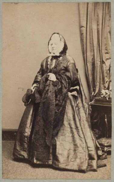 Unknown, Carte-de-visite photographs (480). Four photographs  are dry-mounted to each sheet (120).