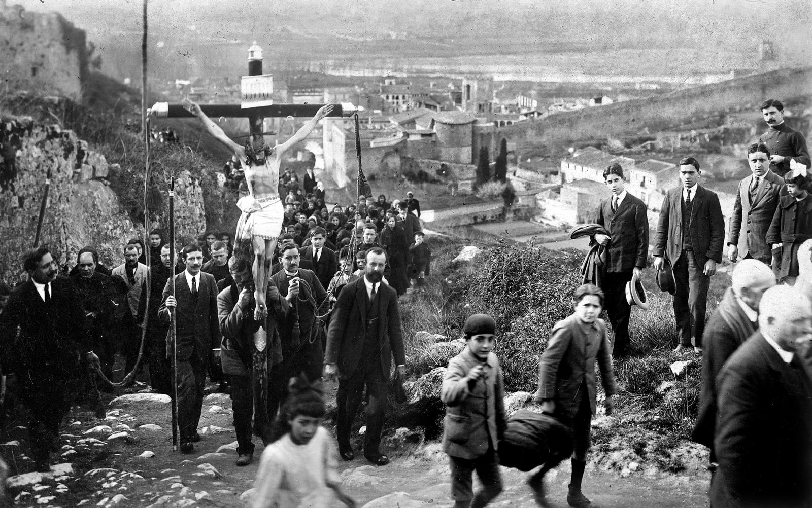 Desconegut, [Via Crucis on Calvary]