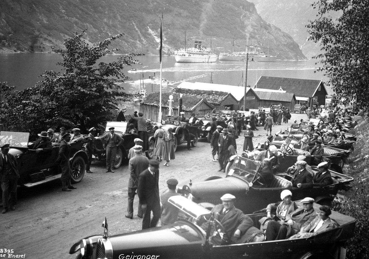 Anders Beer Wilse, Prot: Stavangerfjordstur, Merok kjøretøiene