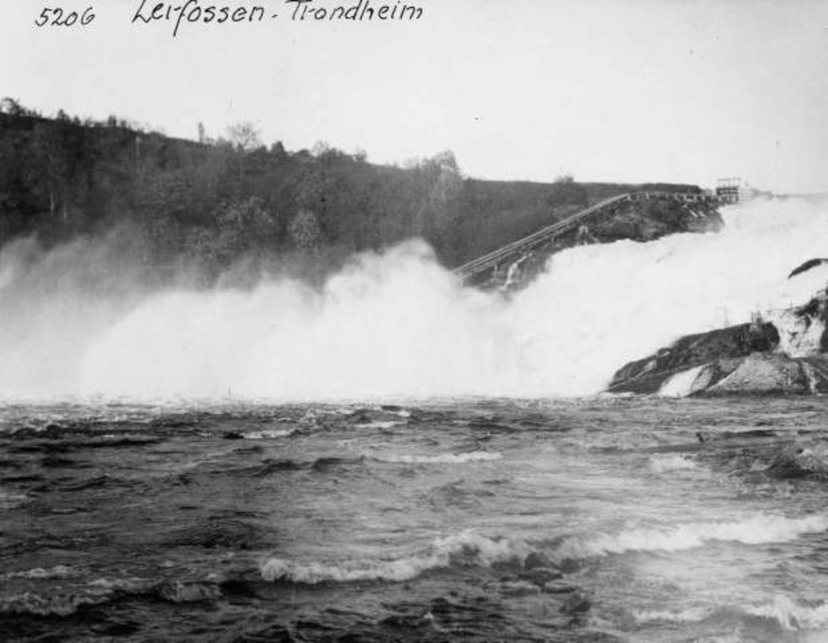Anders Beer Wilse, Øvre Leirfoss 1906, Trondheim