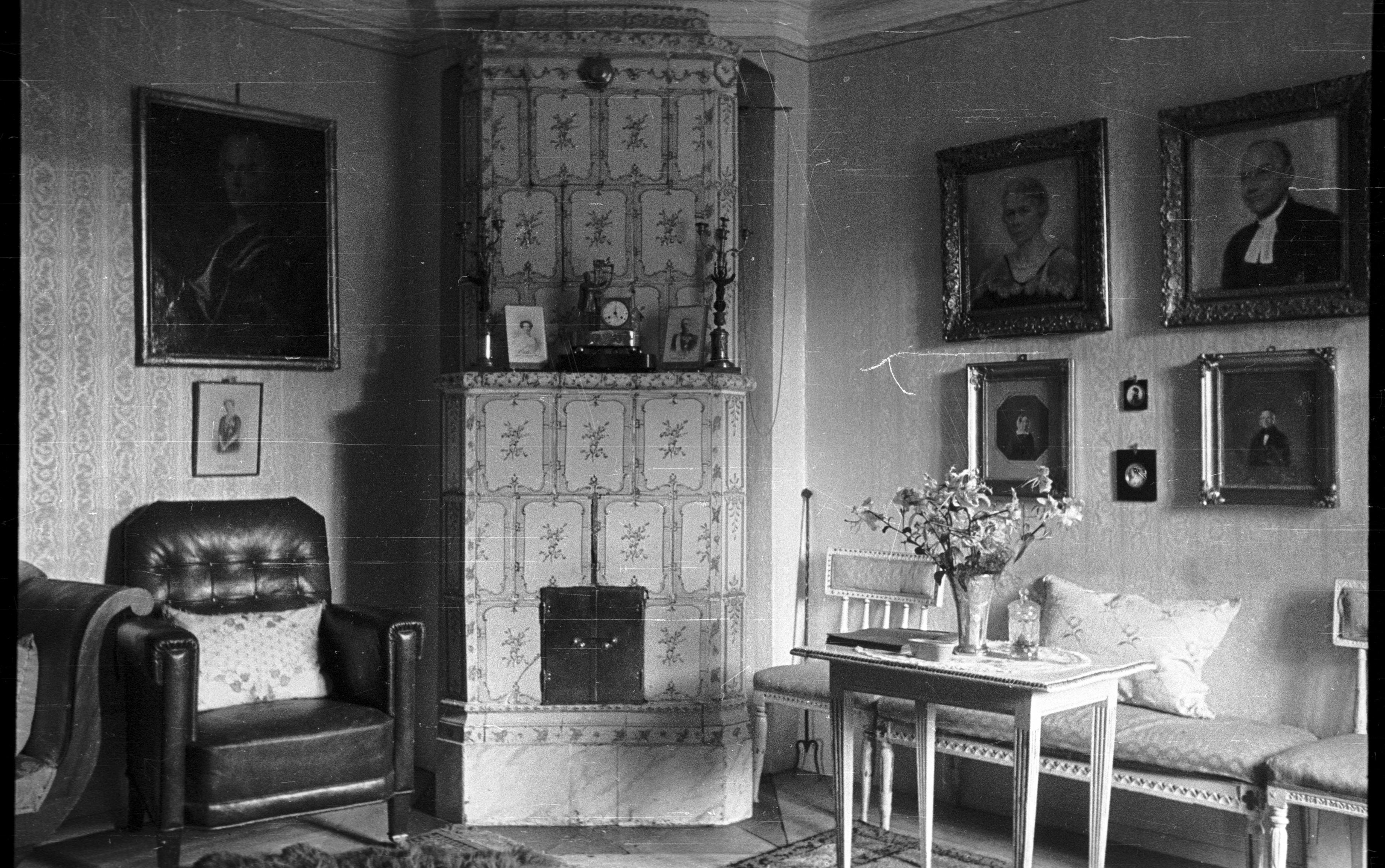 Berit Wallenberg, Lovö prästgård