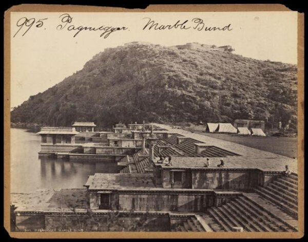 Francis Frith, Pagnugger [Ragnugger?].  Marble Bund