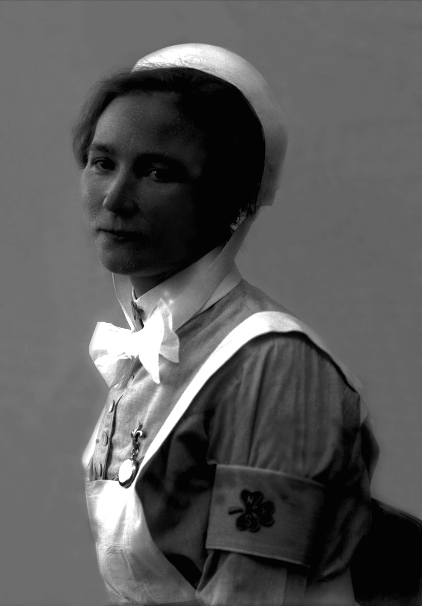 Gustav Borgen, Portrett, sykepleier. Søster Anna Svindland.