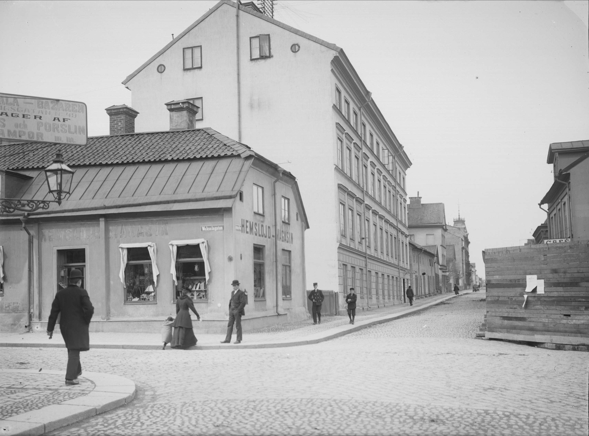 Alfred Dahlgren, Kungsgatan - Vaksalagatan, kvarteret Svalan, Uppsala 1901 - 1902