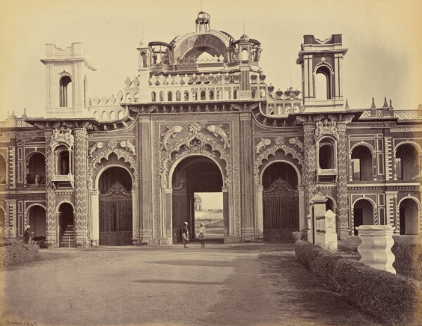 Samuel Bourne, Lucknow; East Gate of the Kaiser Bagh, from the Garden