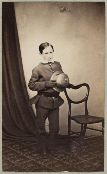 Unknown, Carte-de-visite photographs (480). Four photographs  are dry-mounted to each sheet (120).