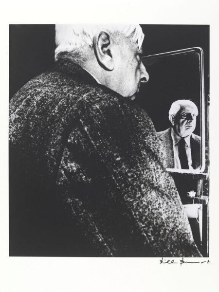 Bill Brandt, Giorgio de Chirico in his Studio, Piazza di Spagna, Rome