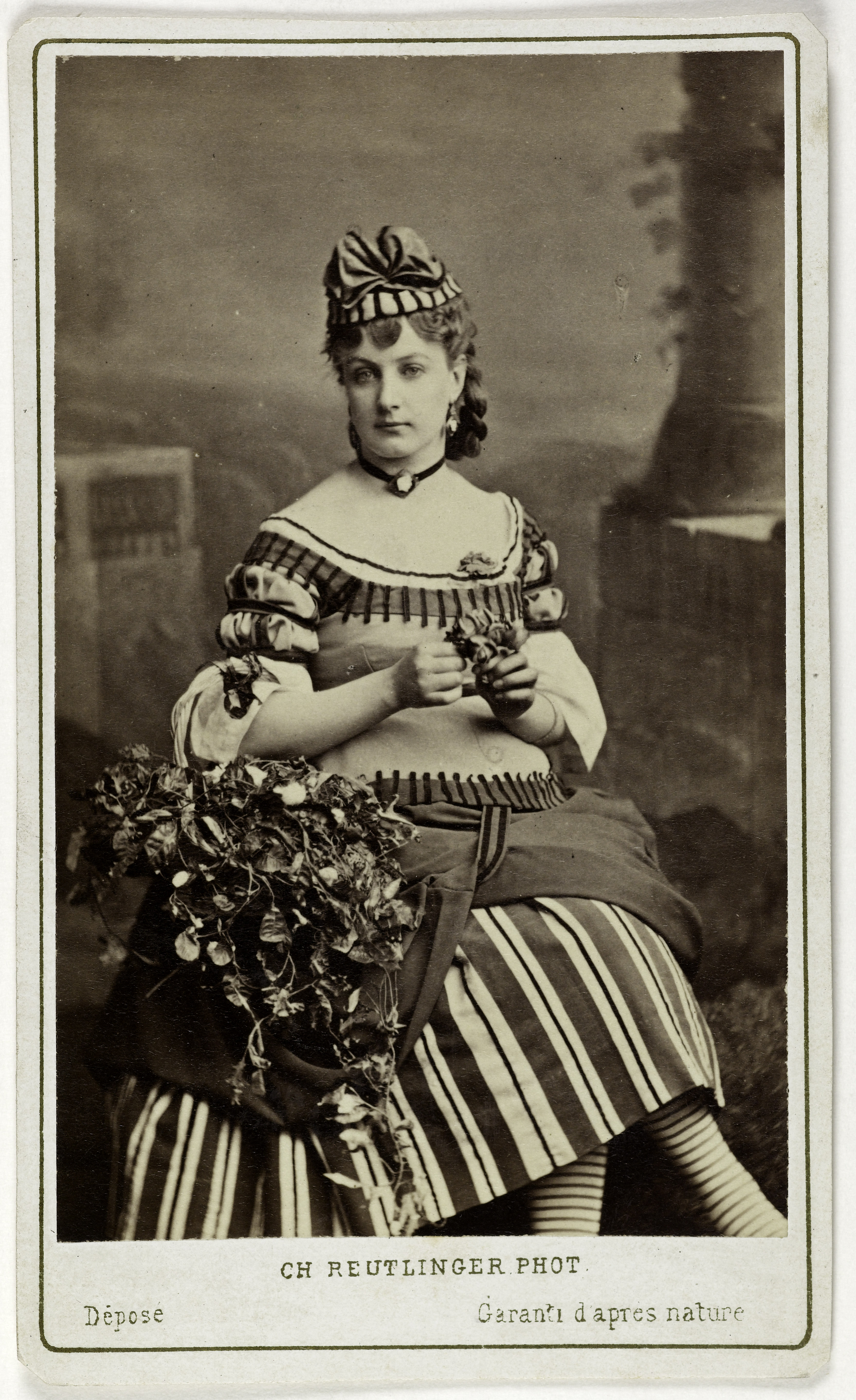 Charles Reutlinger, Portrait de Latour Amélie, (Julie Lieutet, dite), (actrice)