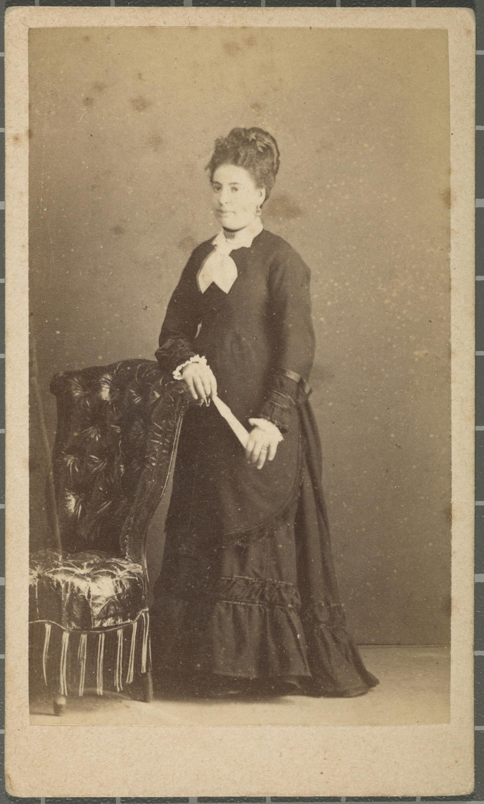 Joaquim Massaguer Vidal, [Portrait of a woman]