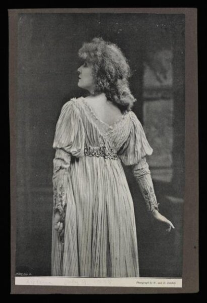 Unknown, La Tosca