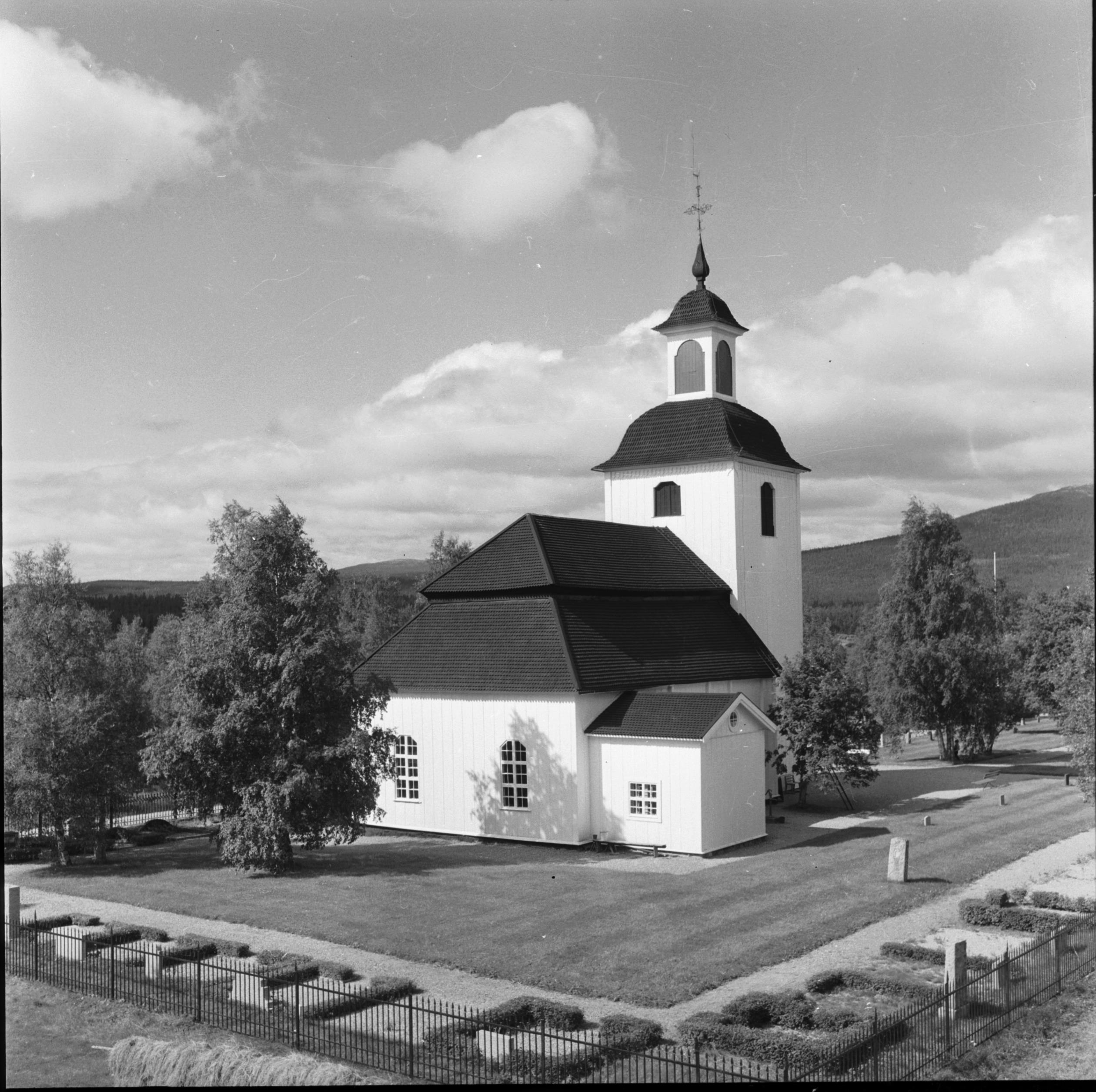 Nils Lagergren, Linsells kyrka