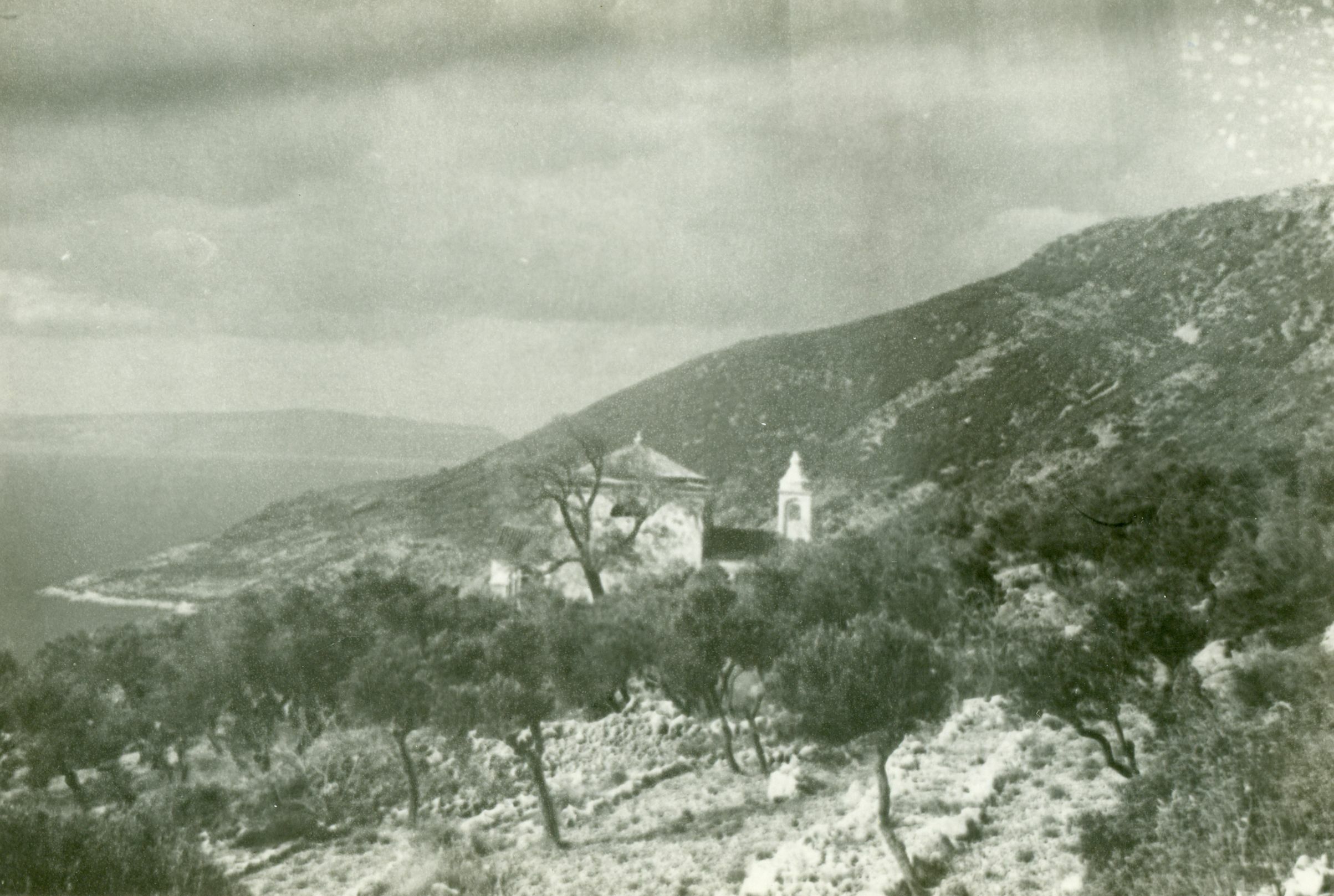Branko Fučić, Cres, kapelica San Salvador, slika Pieta