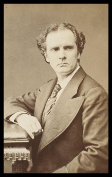 London Stereoscopic and Photographic Company, Guy Little Theatrical Photograph