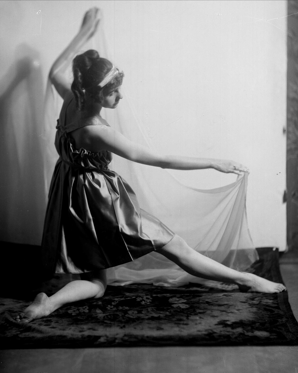 Gustav Borgen, Portrett, frøken Kitty Normann, danser.
