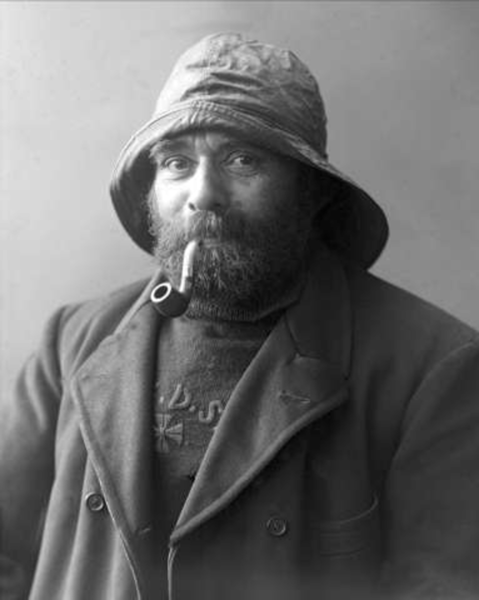 Gustav Borgen, Portrett av mann i sydvest med pipe.