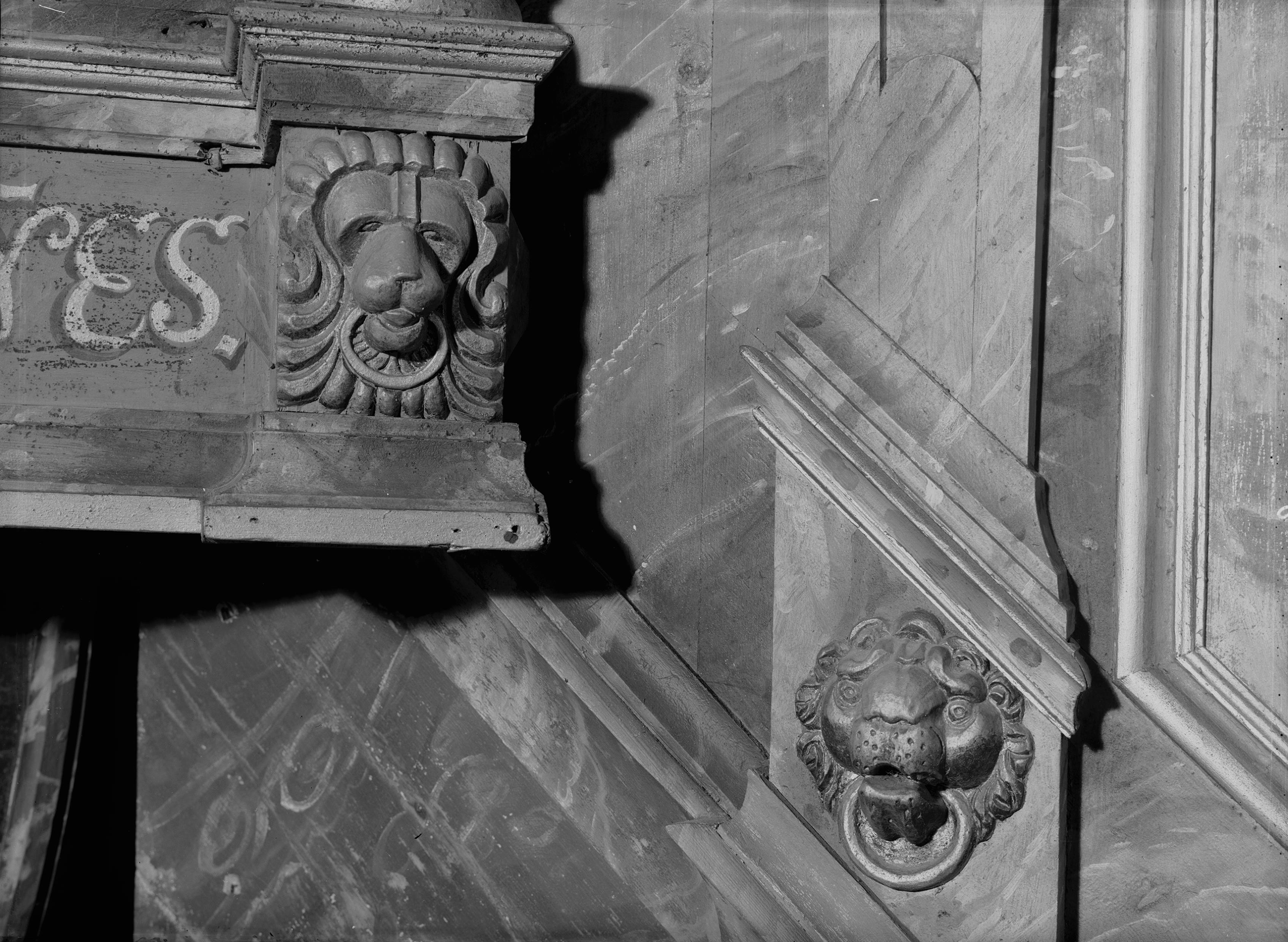 Nils Åzelius, Frötuna kyrka