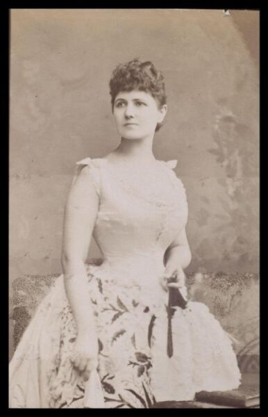 London Stereoscopic and Photographic Company, Guy Little Theatrical Photograph