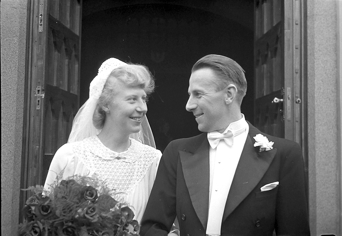 Anders Beer Wilse, Prot: protokoll finnes ikke Register: Prois A. brudepar Leica 3/6-43