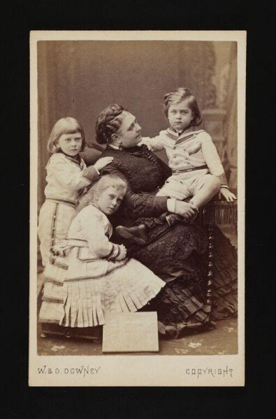 W. & D. Downey, Portrait of woman with three children
