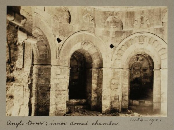K.A.C. Creswell, Inner domed chamber at the angle tower in Burj al-Zafar, Cairo