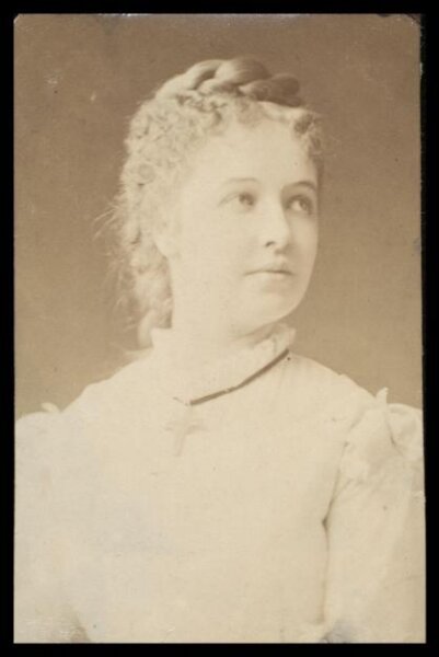 London Stereoscopic and Photographic Company, Guy Little Theatrical Photograph