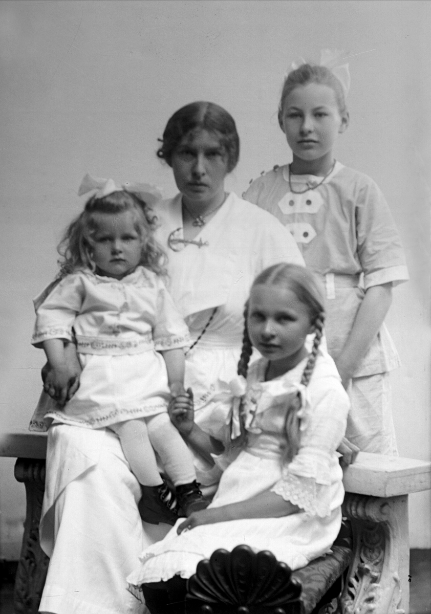 Gustav Borgen, NFB.00962