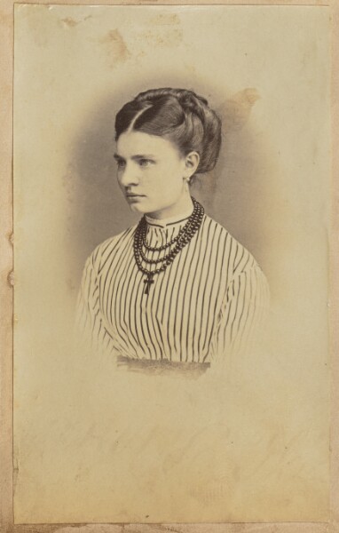 Unknown, [Portrait of a woman]
