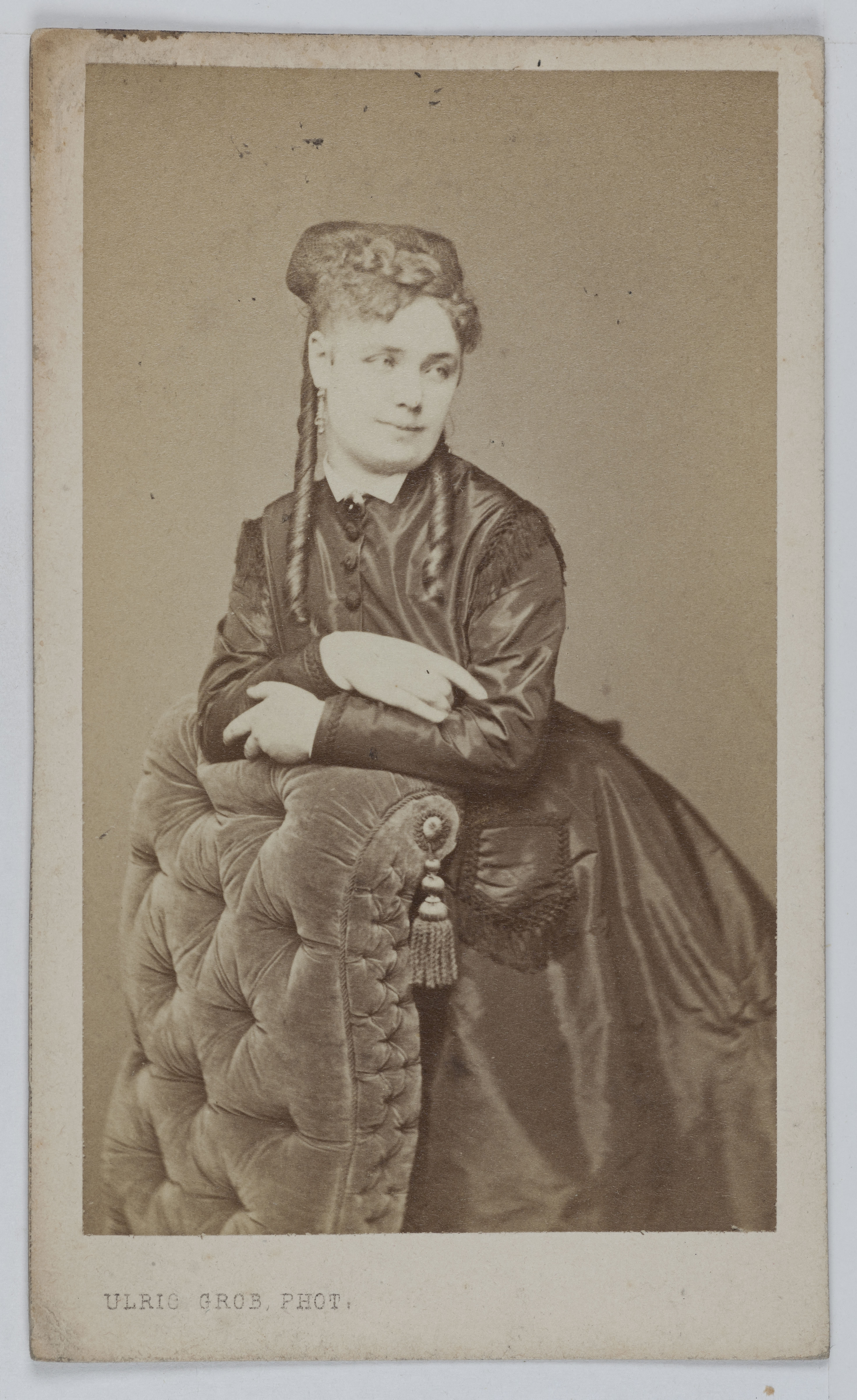 Ulric Grob, Portrait de Régina, actrice au Théâtre de l'Odéon en 1872.